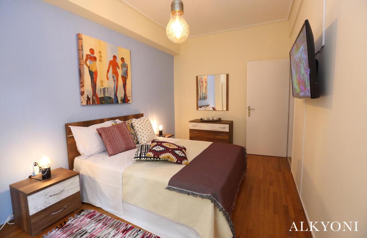 Melma Properties- Alkyoni Apartment By The Sea In Piraeus Luaran gambar